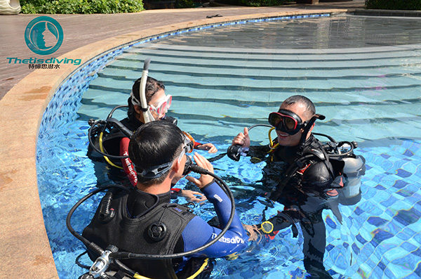 12/12正式上線！PADI 最新課程【休閑潛水員Resort Diver】 丨 一天拿證，潛遍全球